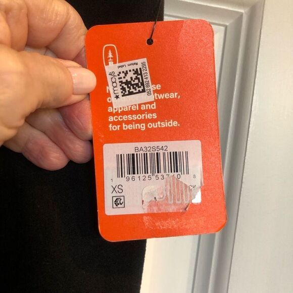 BASS OUTDOOR - L Sz XS Discovery Biker Shorts in Black w/Wicking Fabric. NWT! - Picture 9 of 12